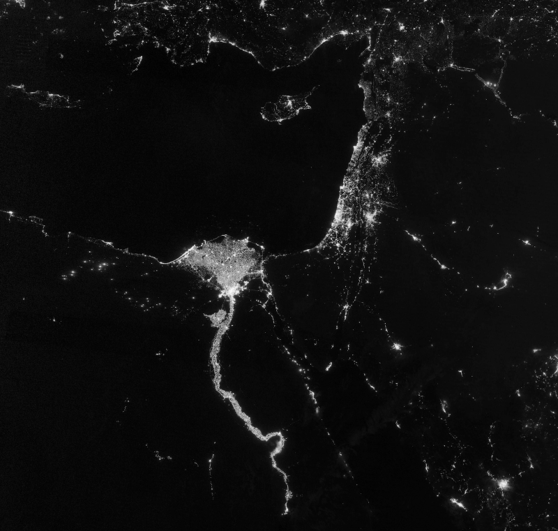Illustration for article titled What do these nighttime satellite photos reveal about civilization?